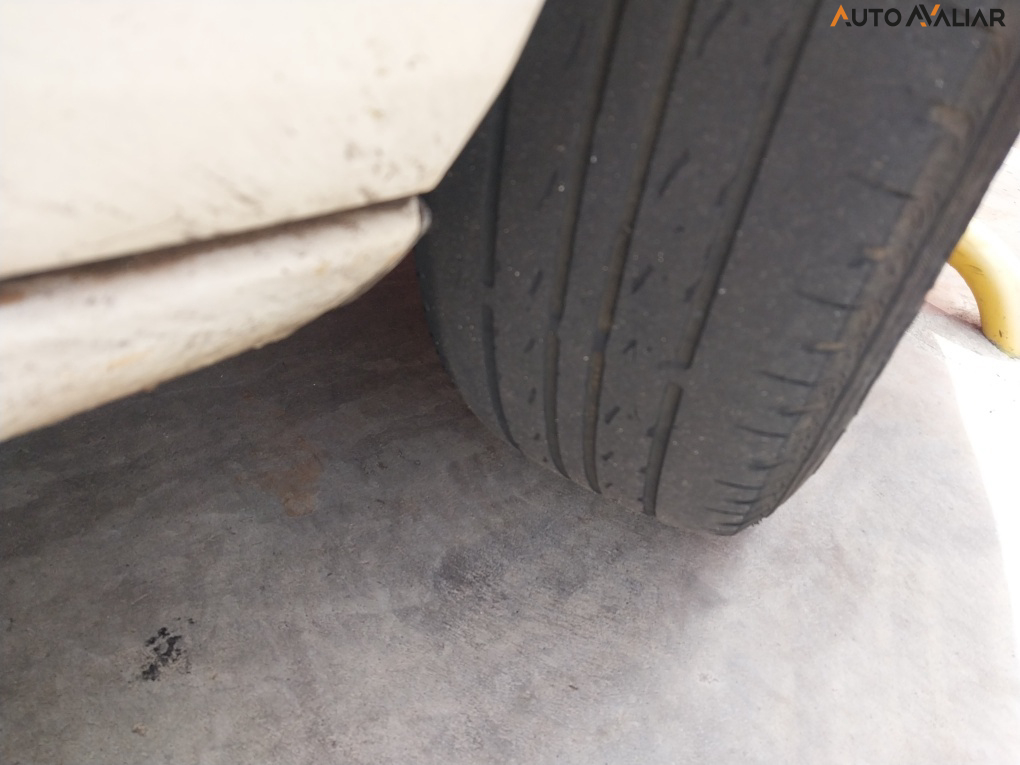 VOLKSWAGEN VOYAGE 1.0 MI 8V FLEX 4P MANUAL