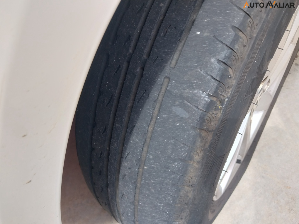 VOLKSWAGEN VOYAGE 1.0 MI 8V FLEX 4P MANUAL