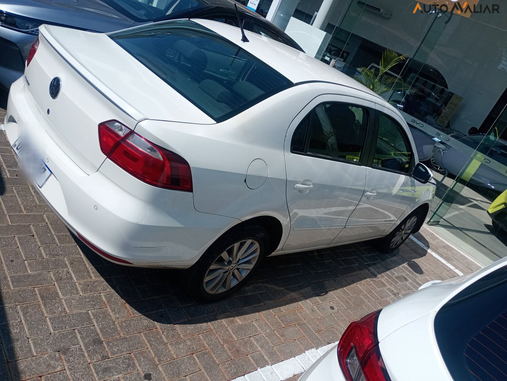 VOLKSWAGEN VOYAGE 1.0 MI COMFORTLINE 8V FLEX 4P MANUAL