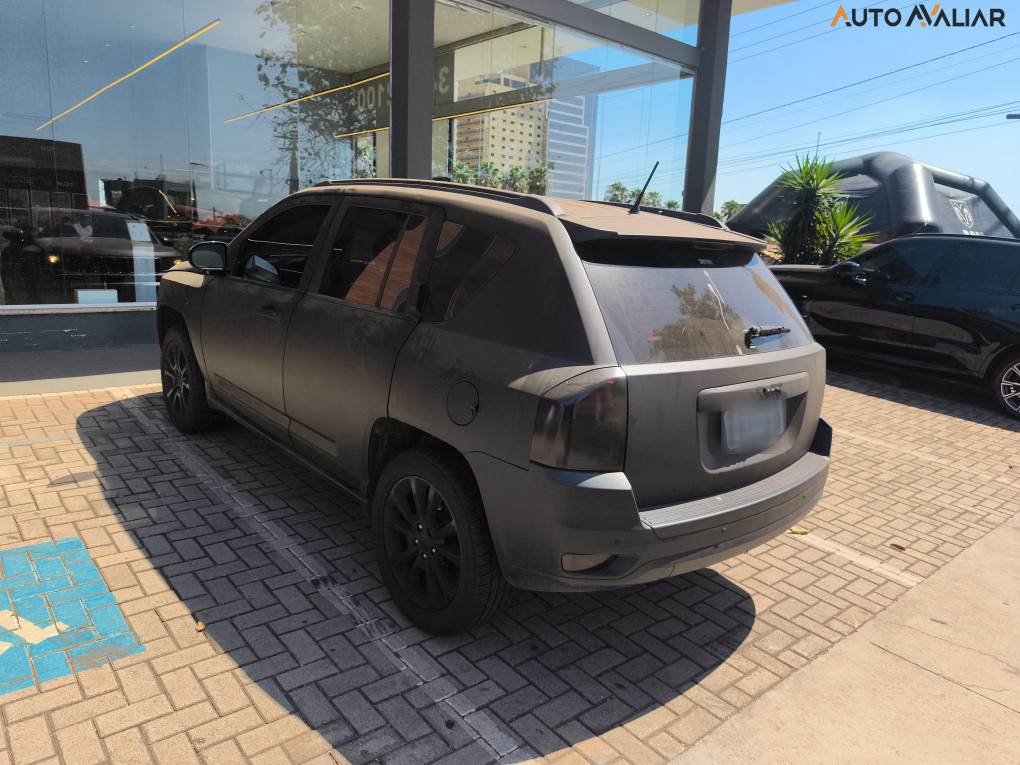JEEP COMPASS 2.0 SPORT 4X2 16V GASOLINA 4P AUTOMATICO