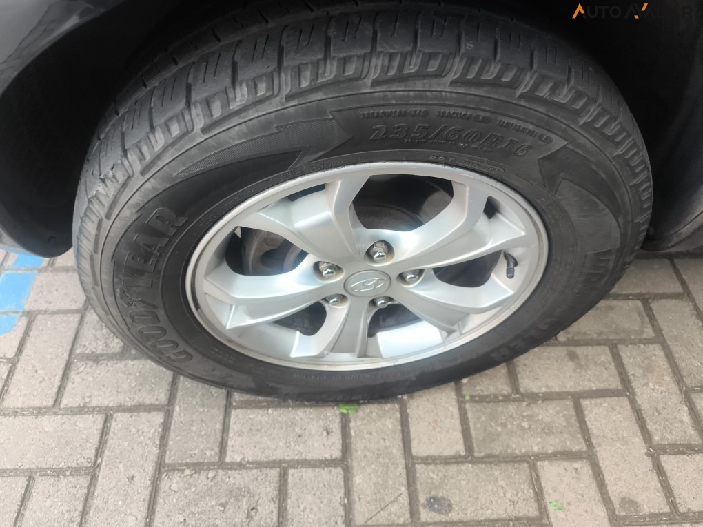 HYUNDAI TUCSON 2.0 MPFI GLS 16V 143CV 2WD GASOLINA 4P AUTOMATICO