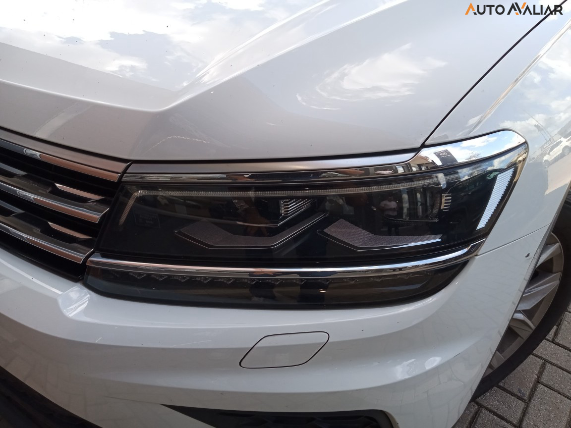 VOLKSWAGEN TIGUAN 1.4 250 TSI TOTAL FLEX ALLSPACE COMFORTLINE TIPTRONIC