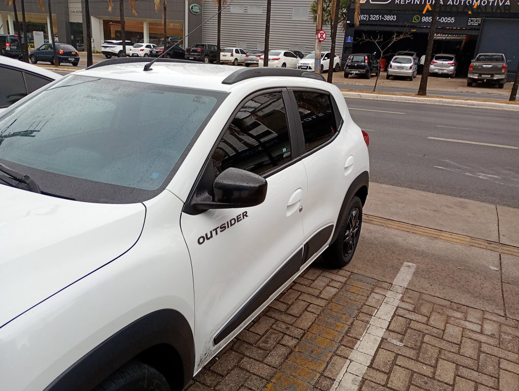 RENAULT KWID 1.0 12V SCE FLEX OUTSIDER MANUAL