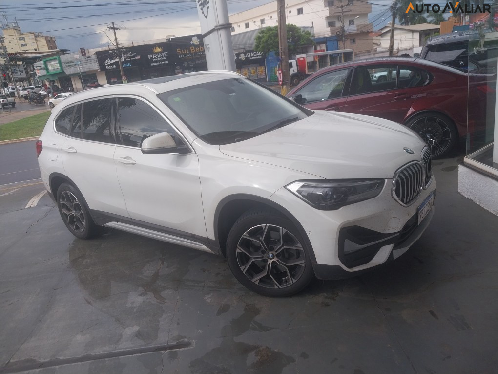 BMW X1 2.0 16V TURBO ACTIVEFLEX SDRIVE20I X-LINE 4P AUTOMATICO
