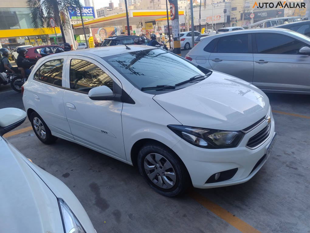 CHEVROLET ONIX 1.0 MPFI LT 8V FLEX 4P MANUAL