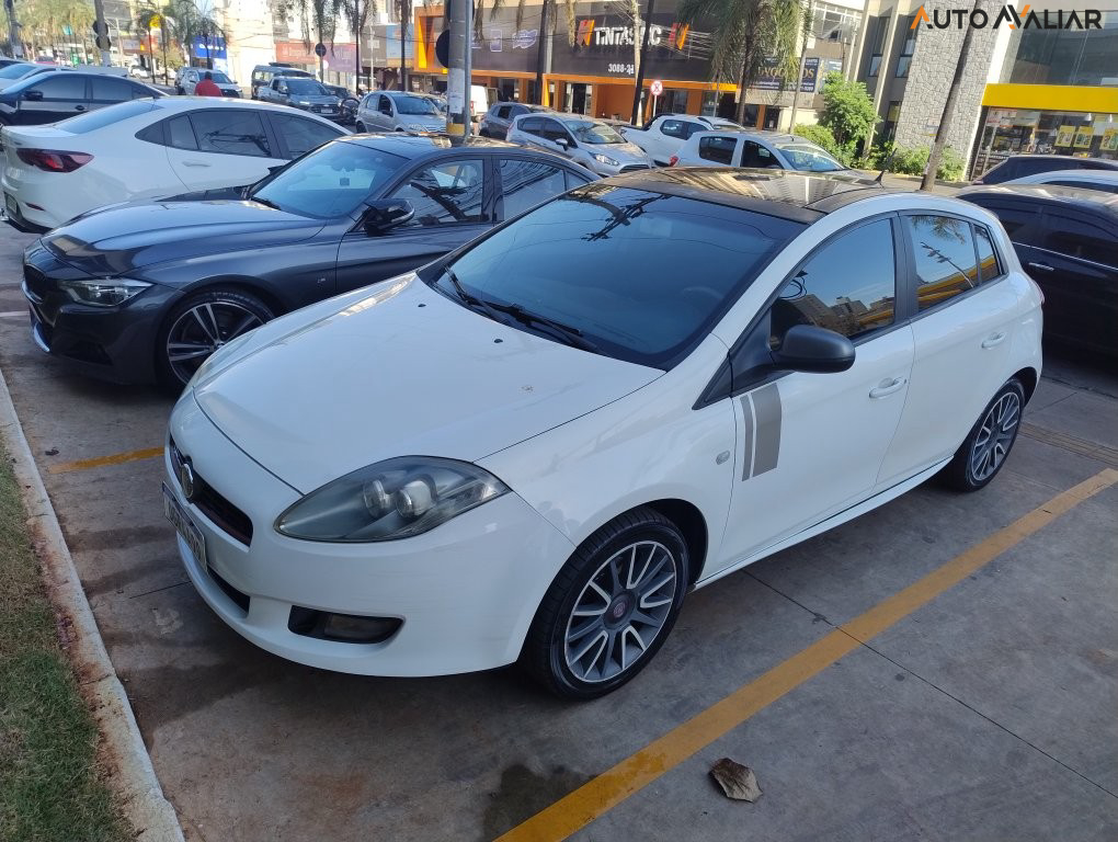 FIAT BRAVO 1.8 SPORTING 16V FLEX 4P MANUAL