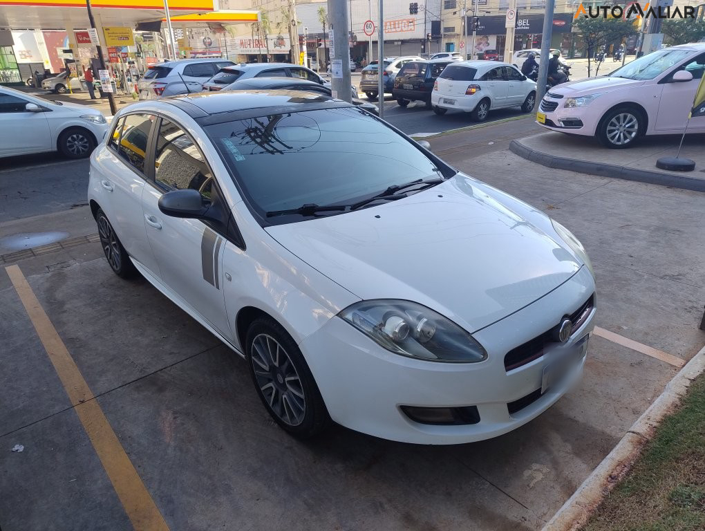FIAT BRAVO 1.8 SPORTING 16V FLEX 4P MANUAL
