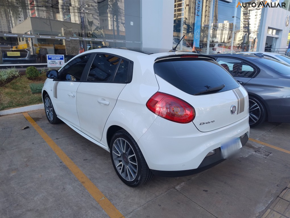 FIAT BRAVO 1.8 SPORTING 16V FLEX 4P MANUAL