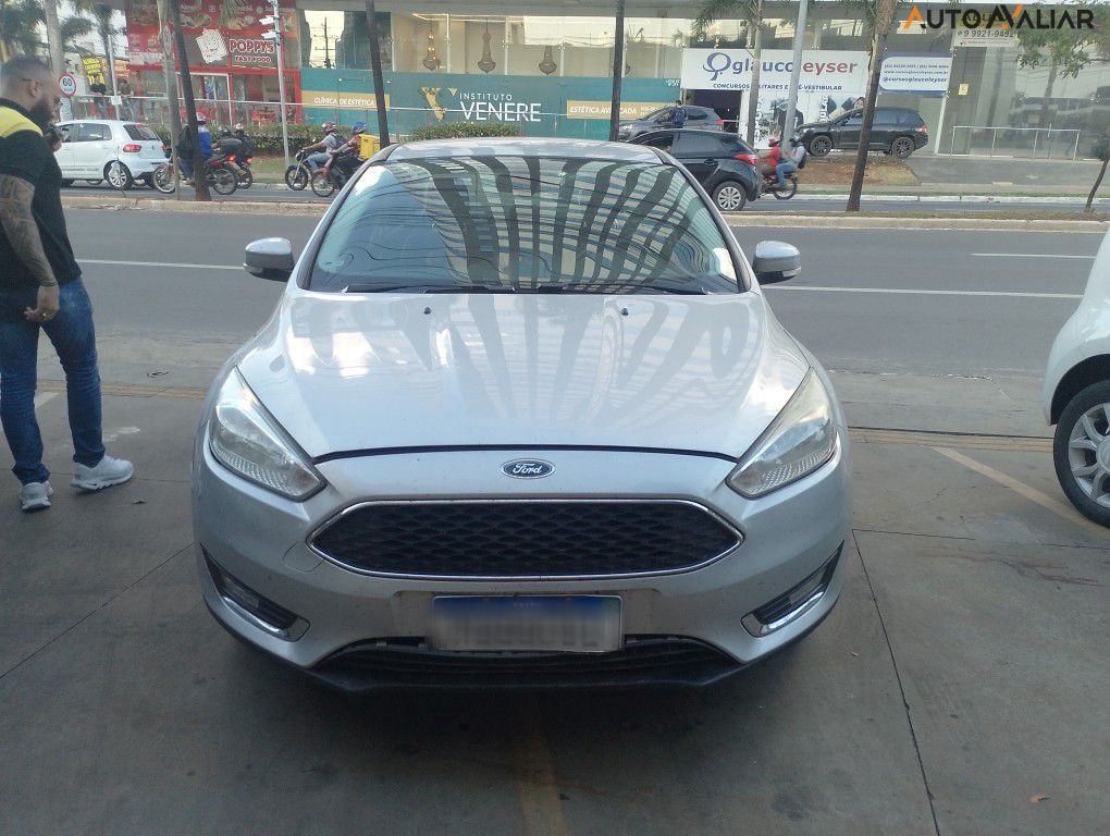 FORD FOCUS 2.0 SE PLUS SEDAN 16V FLEX 4P POWERSHIFT