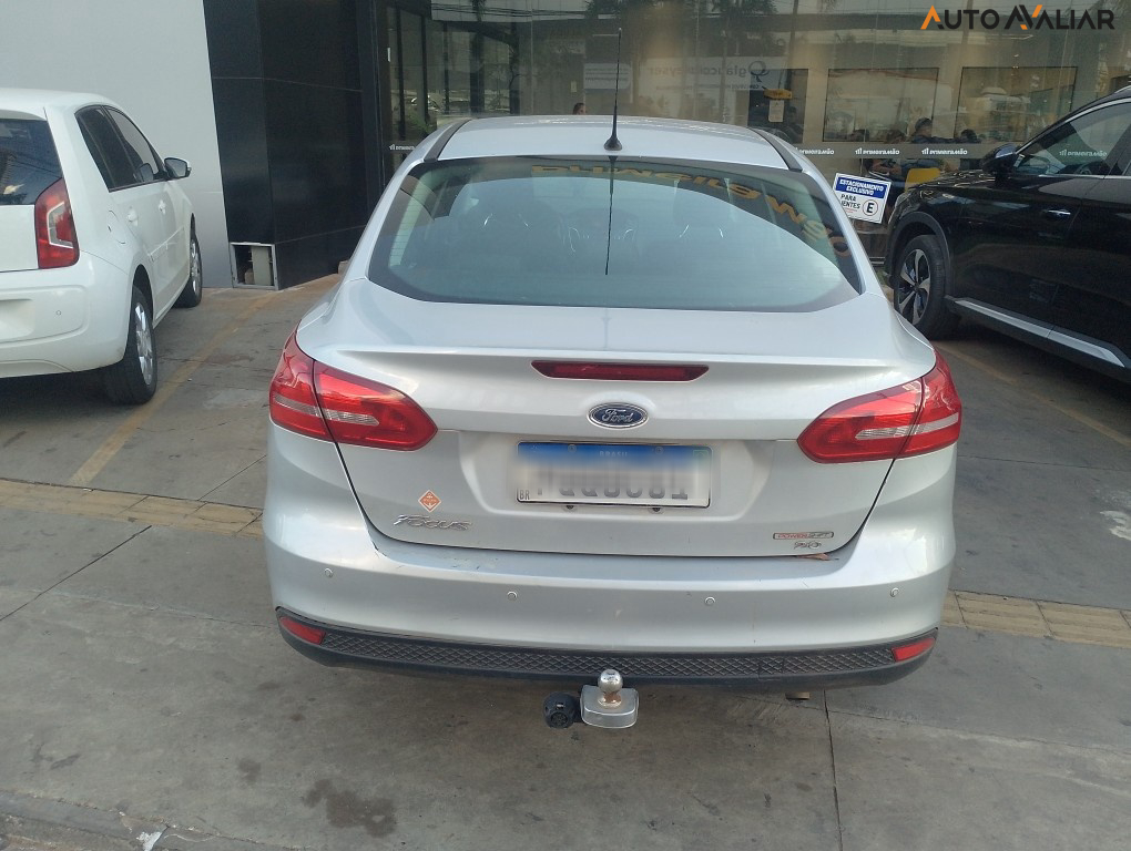 FORD FOCUS 2.0 SE PLUS SEDAN 16V FLEX 4P POWERSHIFT