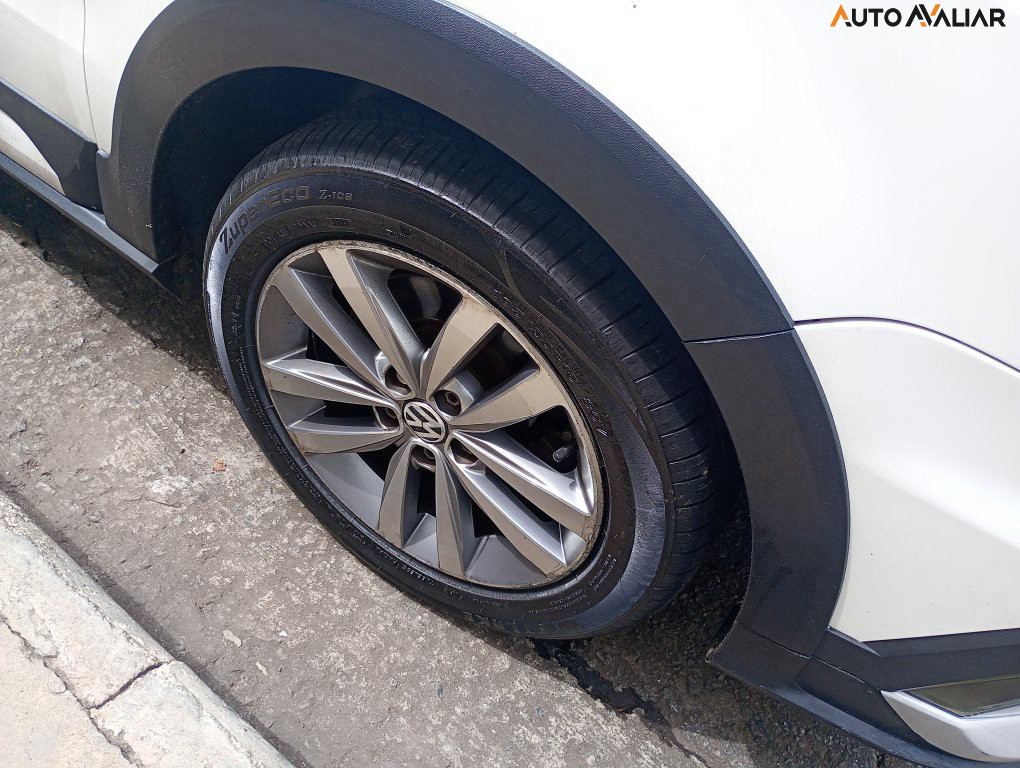 VOLKSWAGEN FOX 1.6 MSI PEPPER 16V FLEX 4P MANUAL