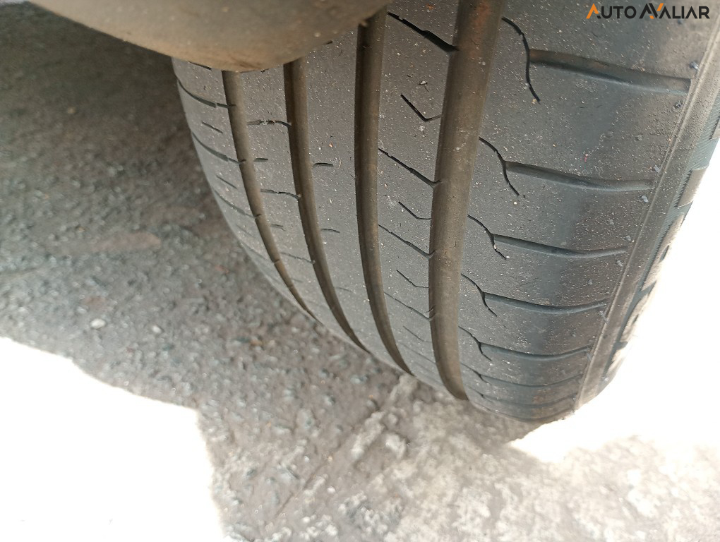 VOLKSWAGEN FOX 1.6 MSI PEPPER 16V FLEX 4P MANUAL