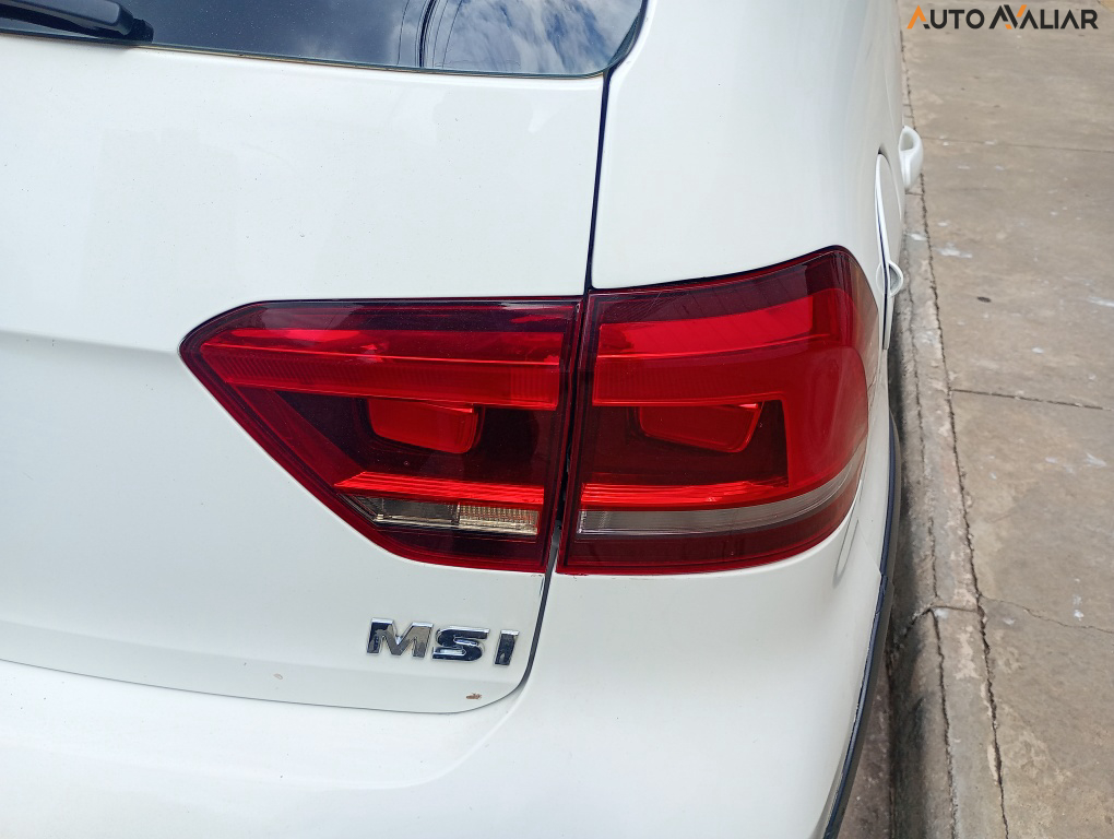 VOLKSWAGEN FOX 1.6 MSI PEPPER 16V FLEX 4P MANUAL