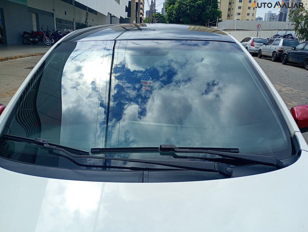 VOLKSWAGEN FOX 1.6 MSI PEPPER 16V FLEX 4P MANUAL