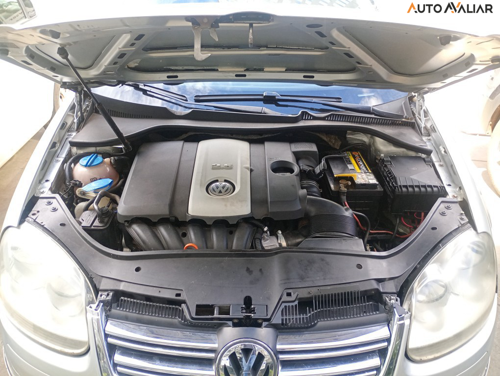 VOLKSWAGEN JETTA 2.5 I 20V 150CV GASOLINA 4P TIPTRONIC