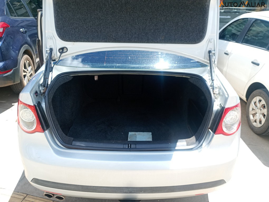 VOLKSWAGEN JETTA 2.5 I 20V 150CV GASOLINA 4P TIPTRONIC