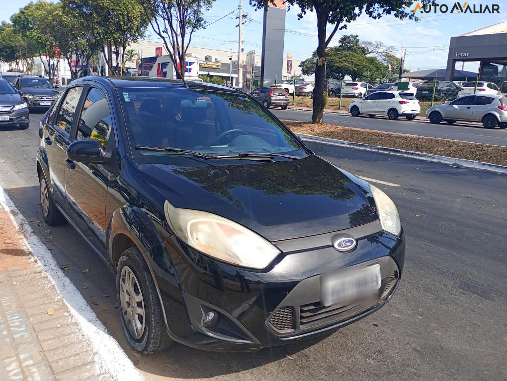 FORD FIESTA 1.0 ROCAM SEDAN 8V FLEX 4P MANUAL