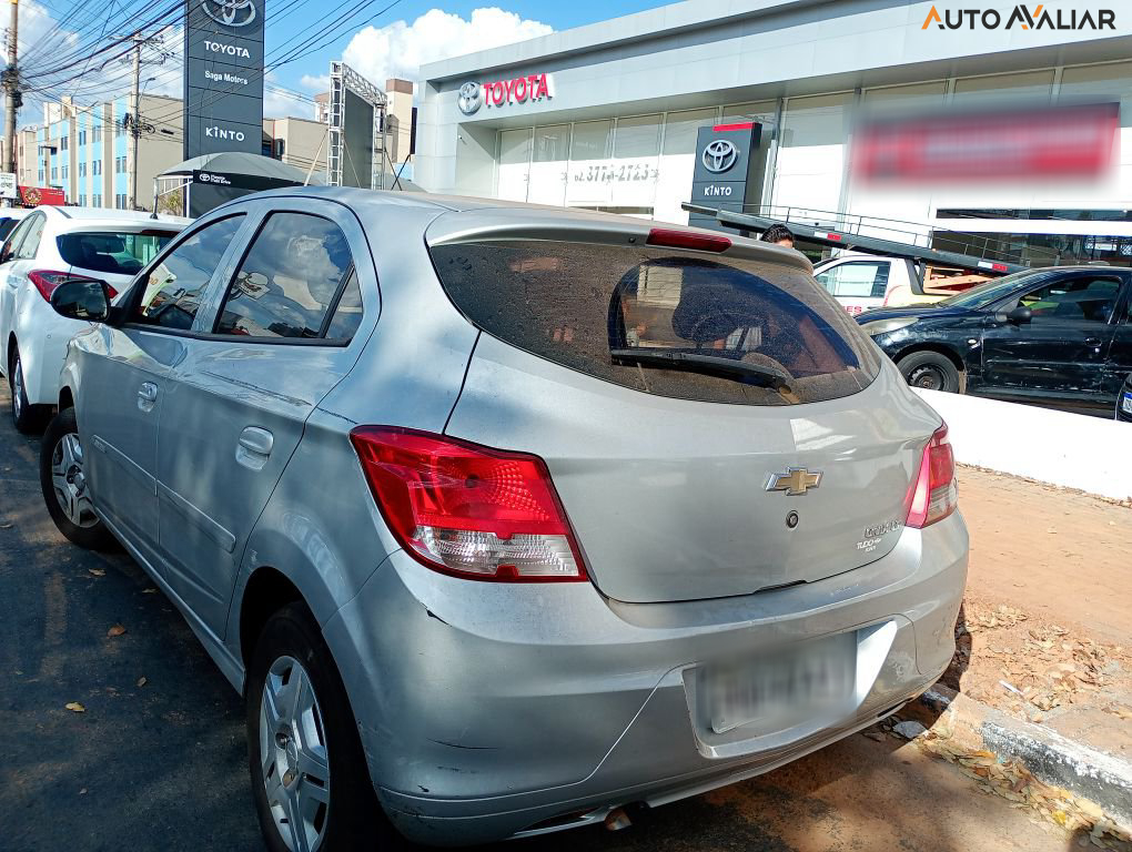 CHEVROLET ONIX 1.0 MPFI LT 8V FLEX 4P MANUAL