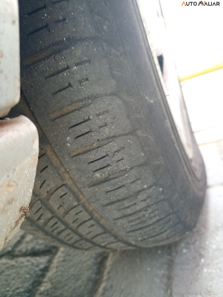 VOLKSWAGEN VOYAGE 1.0 MI 8V FLEX 4P MANUAL