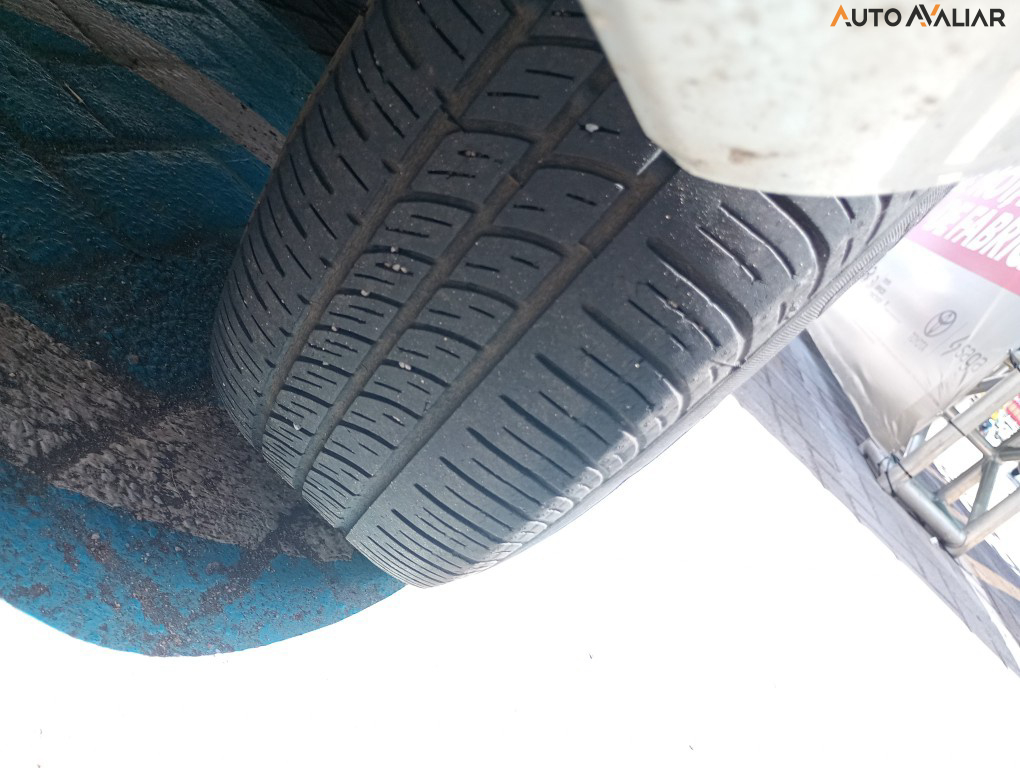 VOLKSWAGEN VOYAGE 1.0 MI 8V FLEX 4P MANUAL