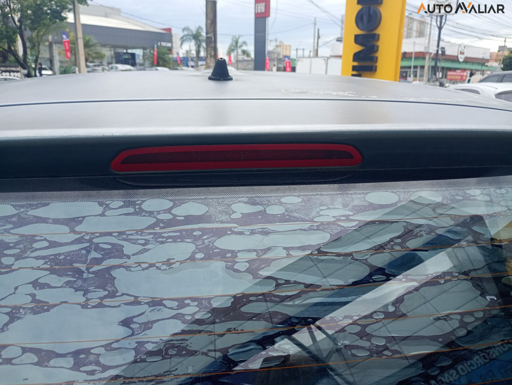 VOLKSWAGEN FOX 1.0 MI 8V FLEX 4P MANUAL