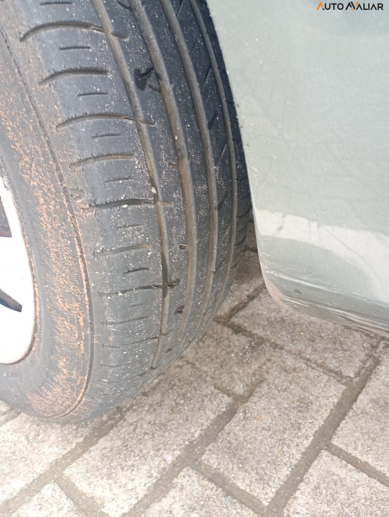 VOLKSWAGEN FOX 1.0 MI 8V FLEX 4P MANUAL