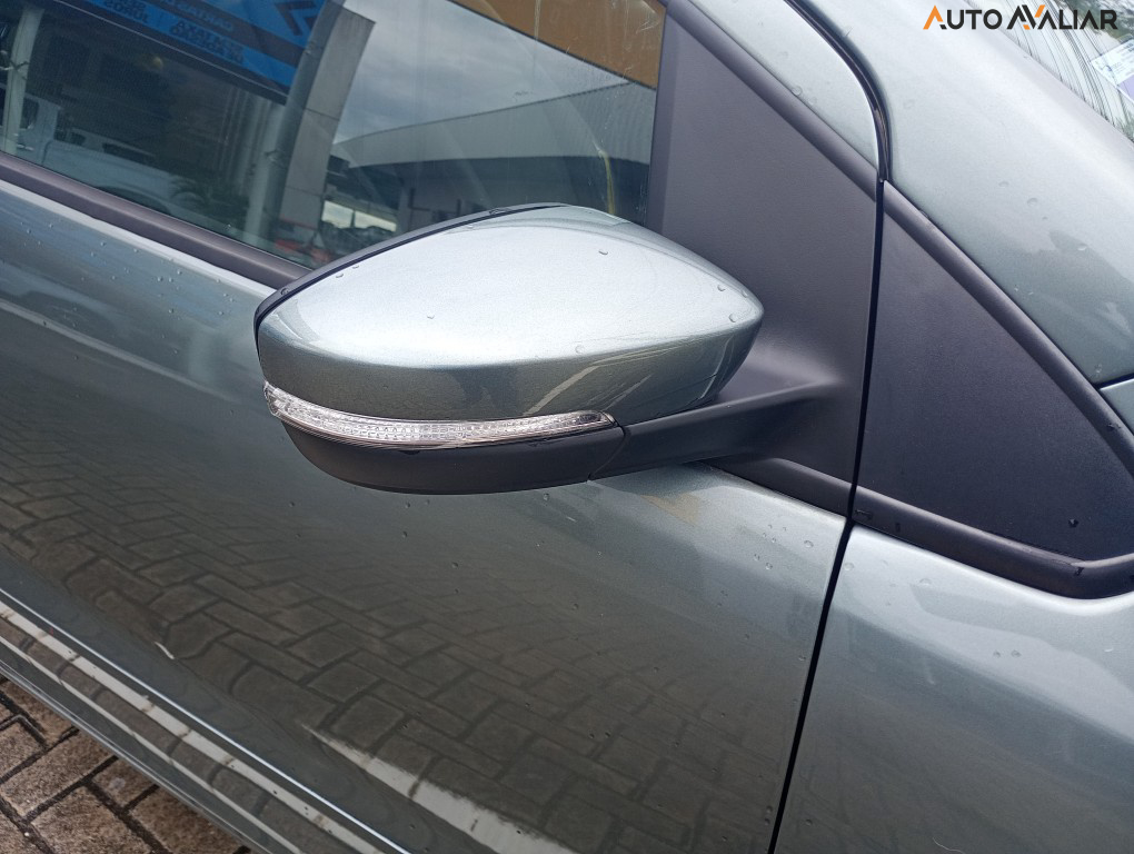 VOLKSWAGEN FOX 1.0 MI 8V FLEX 4P MANUAL