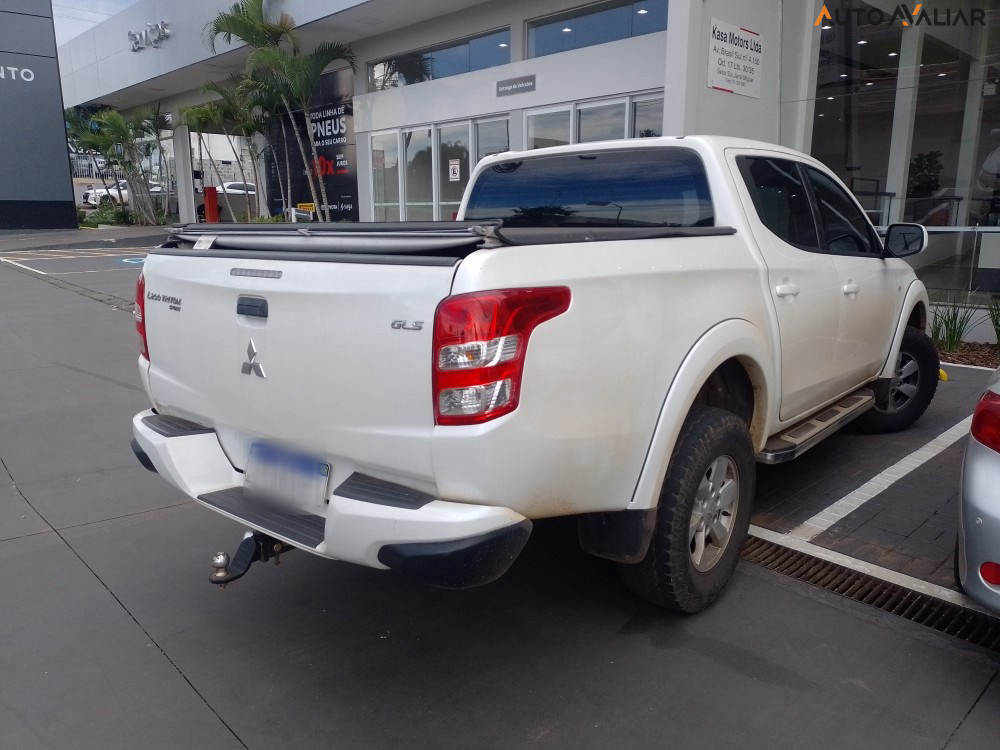 MITSUBISHI L200 TRITON  2.4 16V TURBO DIESEL SPORT GLS CD 4P 4X4 AUTOMÁTICO