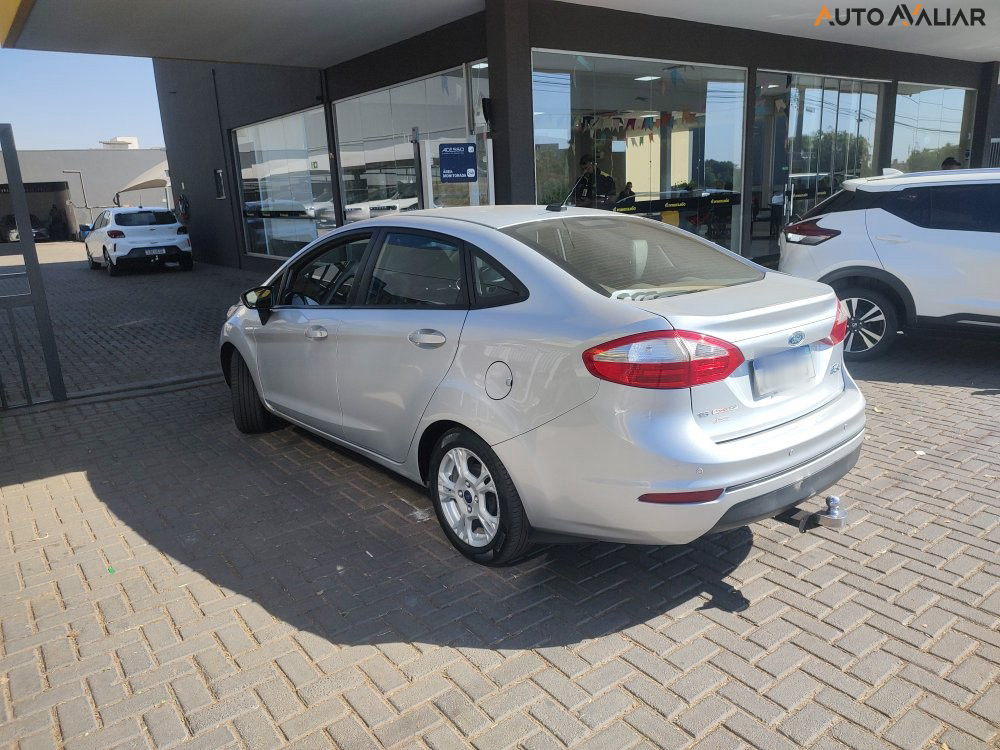 FORD FIESTA 1.6 SE SEDAN 16V FLEX 4P POWERSHIFT