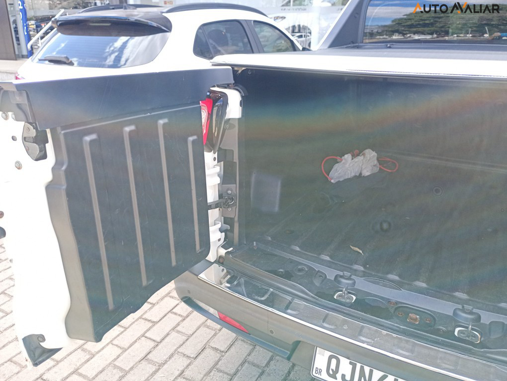 FIAT TORO 2.0 16V TURBO DIESEL VOLCANO 4WD AT9
