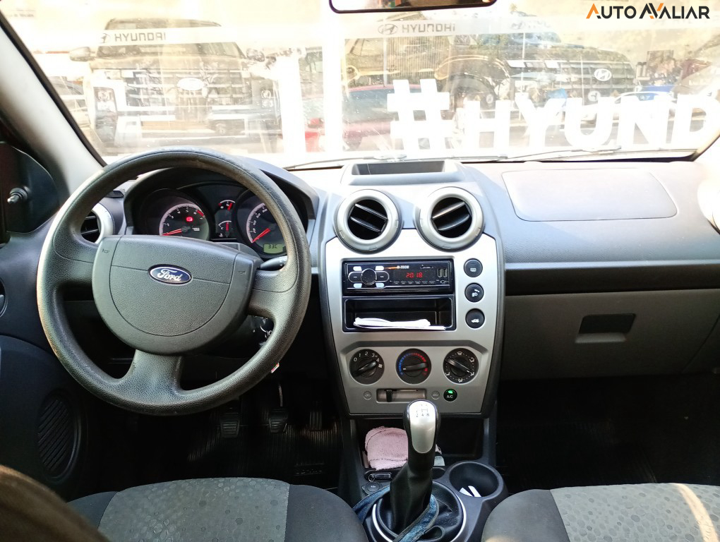 FORD FIESTA 1.6 MPI CLASS HATCH 8V FLEX 4P MANUAL