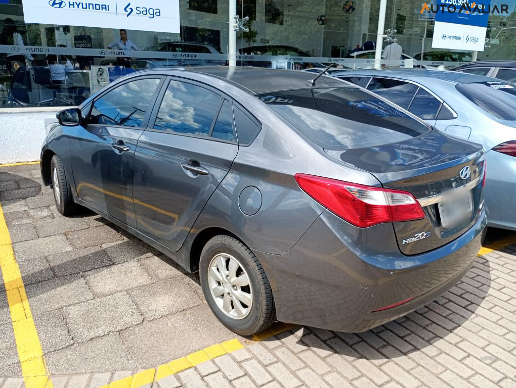 HYUNDAI HB20S 1.6 COMFORT PLUS 16V FLEX 4P AUTOMATICO