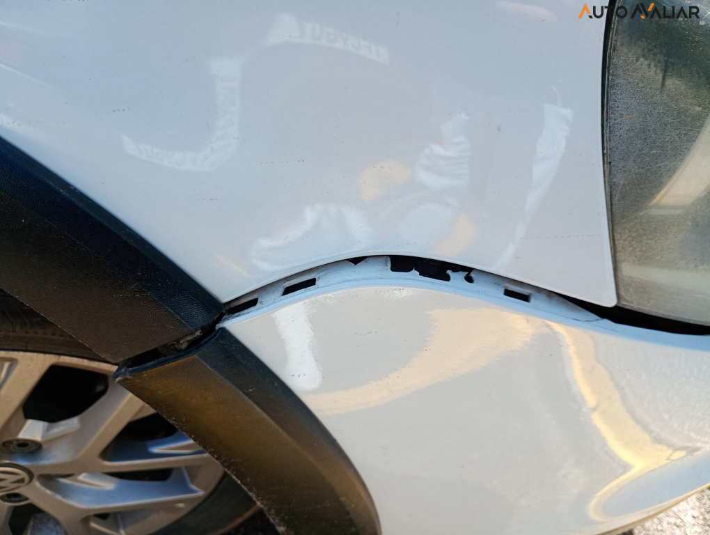 VOLKSWAGEN CROSSFOX 1.6 MI FLEX 8V 4P MANUAL