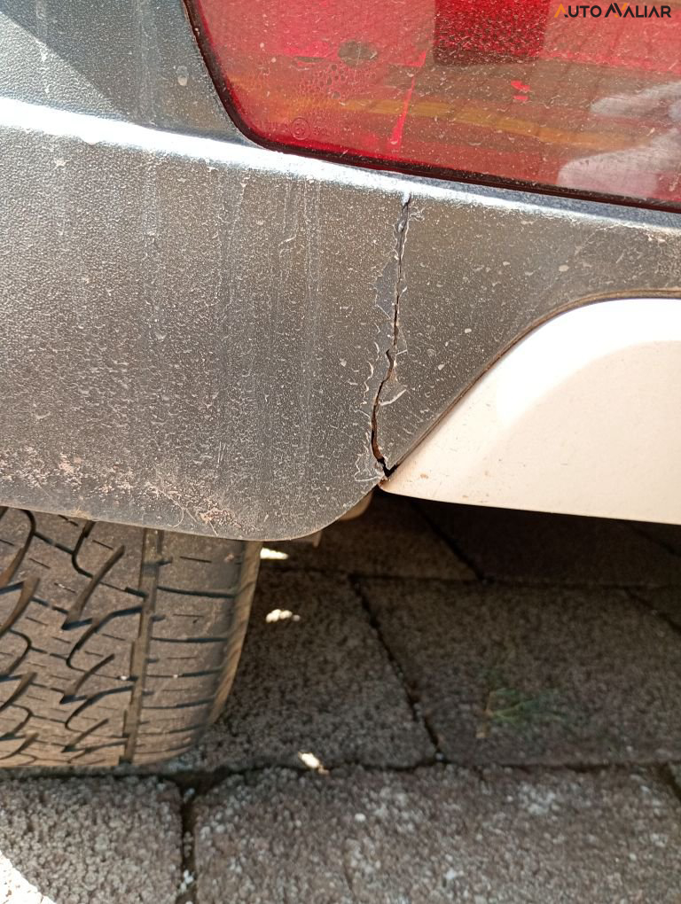 VOLKSWAGEN CROSSFOX 1.6 MI FLEX 8V 4P MANUAL