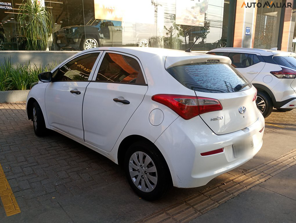 HYUNDAI HB20 1.0 COMFORT 12V FLEX 4P MANUAL