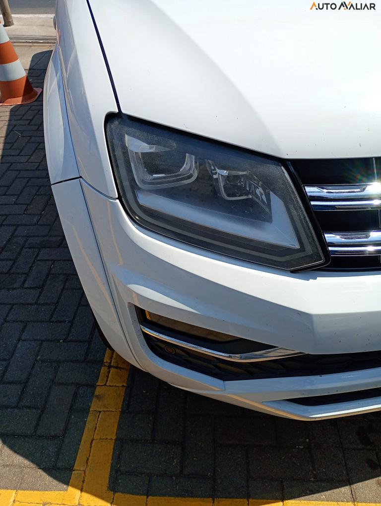 VOLKSWAGEN AMAROK 2.0 HIGHLINE 4X4 CD 16V TURBO INTERCOOLER DIESEL 4P AUTOMATICO