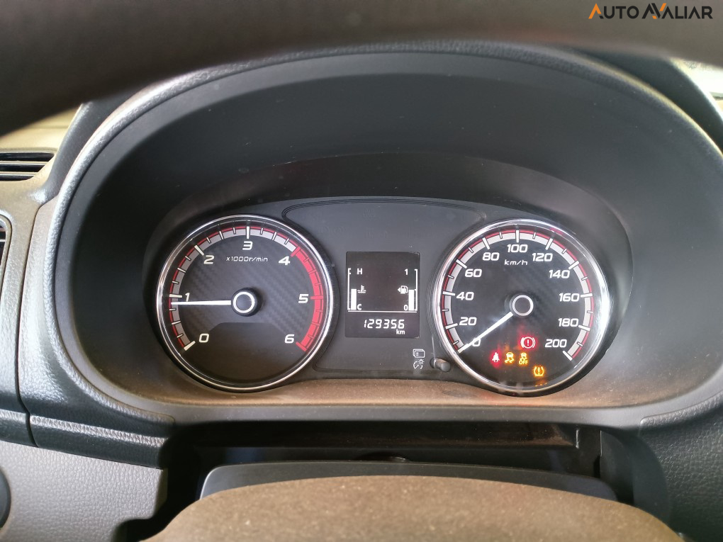 MITSUBISHI L200 TRITON  2.4 16V TURBO DIESEL OUTDOOR GLX CD 4X4 MANUAL
