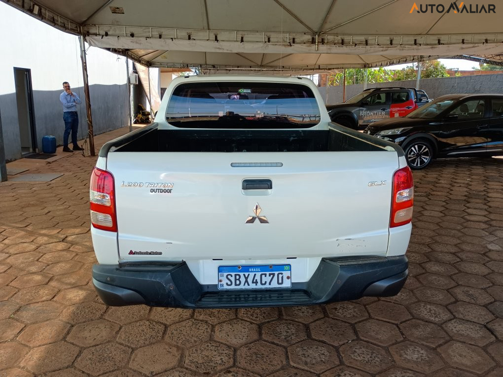 MITSUBISHI L200 TRITON  2.4 16V TURBO DIESEL OUTDOOR GLX CD 4X4 MANUAL