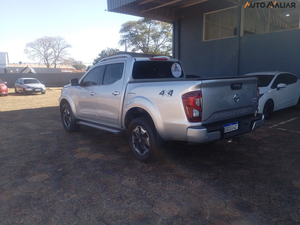 NISSAN FRONTIER 2.3 16V TURBO DIESEL PLATINUM CD 4X4 AUTOMÁTICO