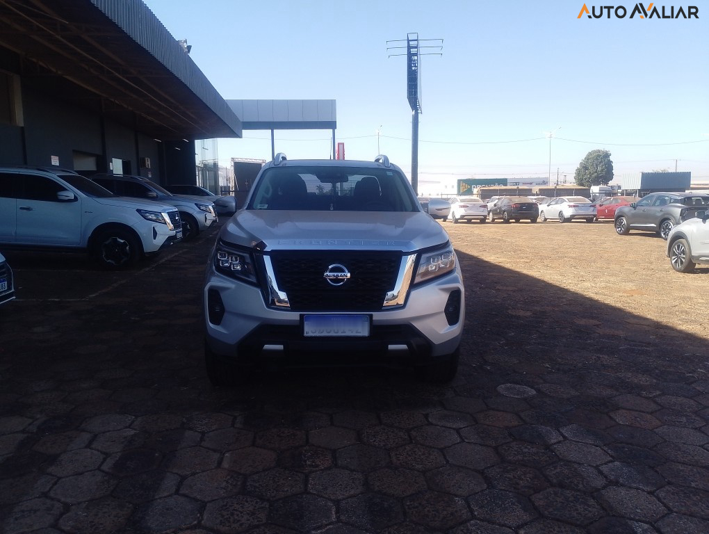 NISSAN FRONTIER 2.3 16V TURBO DIESEL PLATINUM CD 4X4 AUTOMÁTICO