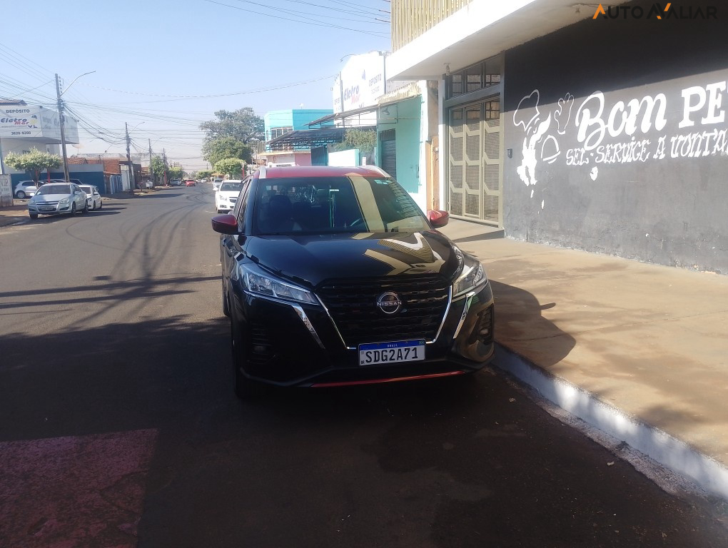 NISSAN KICKS 1.6 16V FLEXSTART XPLAY XTRONIC