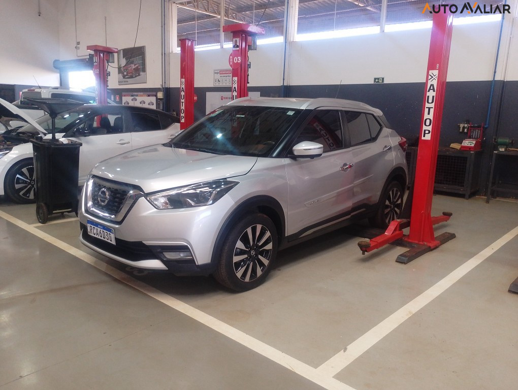 NISSAN KICKS 1.6 16V FLEXSTART SL 4P XTRONIC