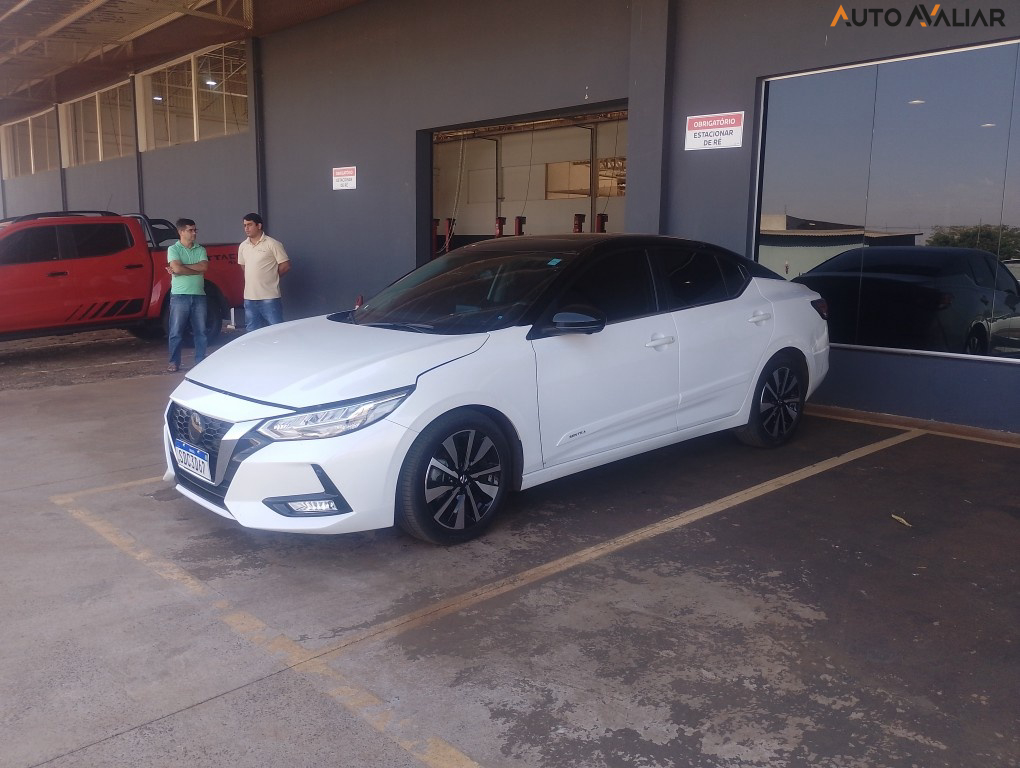 NISSAN SENTRA 2.0 16V GASOLINA EXCLUSIVE XTRONIC