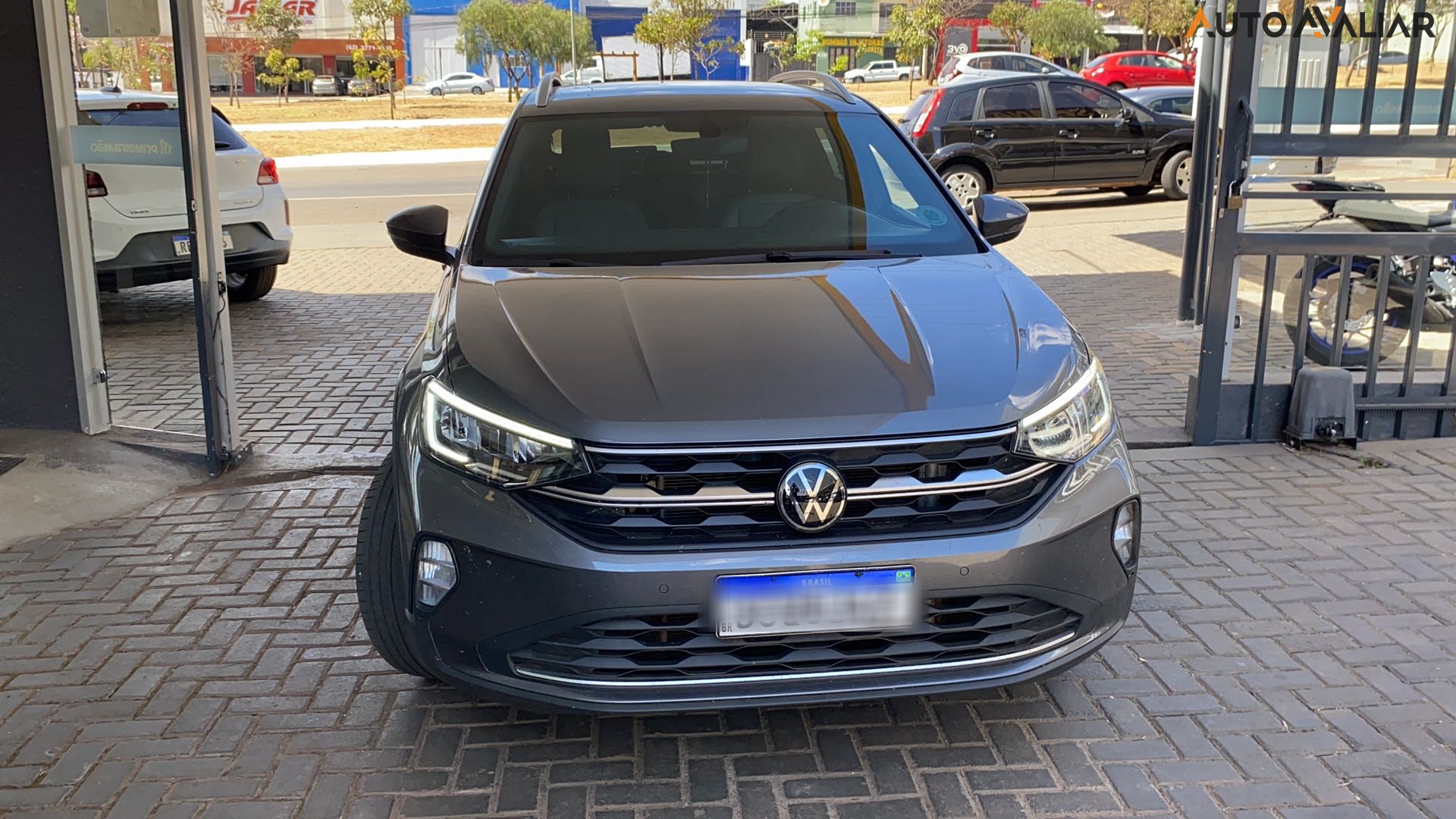 VOLKSWAGEN NIVUS 1.0 200 TSI TOTAL FLEX HIGHLINE AUTOMÁTICO
