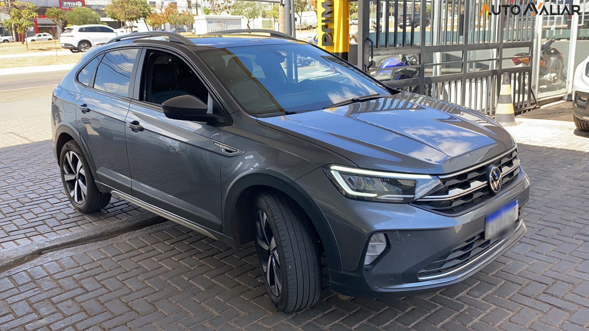 VOLKSWAGEN NIVUS 1.0 200 TSI TOTAL FLEX HIGHLINE AUTOMÁTICO