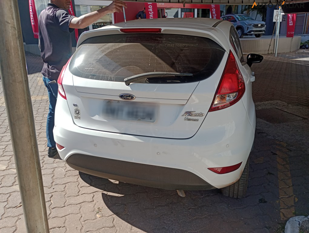 FORD FIESTA 1.6 SE HATCH 16V FLEX 4P MANUAL
