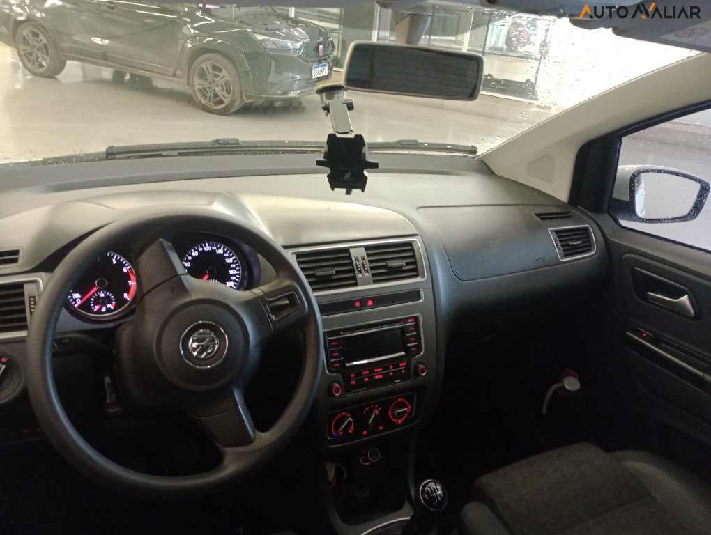VOLKSWAGEN FOX 1.0 MI COMFORTLINE 8V FLEX 4P MANUAL