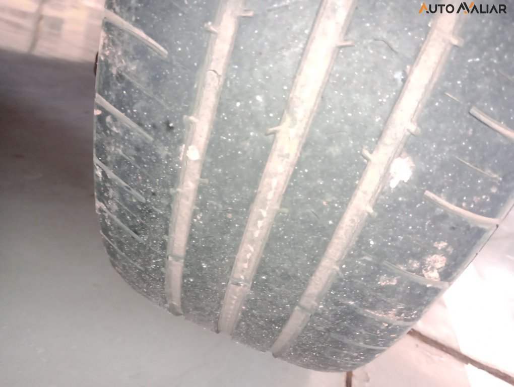 VOLKSWAGEN FOX 1.0 MI COMFORTLINE 8V FLEX 4P MANUAL