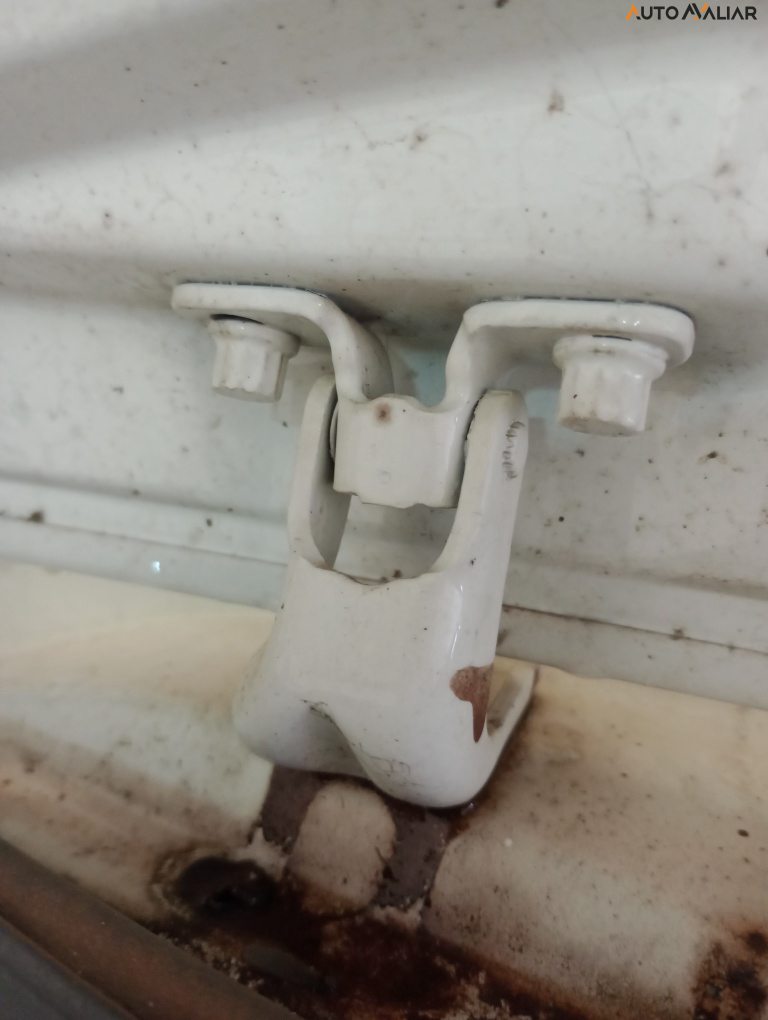 VOLKSWAGEN FOX 1.0 MI COMFORTLINE 8V FLEX 4P MANUAL