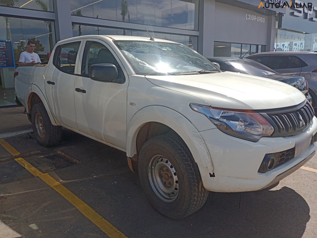 MITSUBISHI L200 TRITON  2.4 16V TURBO DIESEL SPORT GL CD 4P 4X4 MANUAL